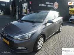 Grijs Gebruikt 2018 Hyundai i20 Comfort Hatchback | € 10.495 (Eerlijke prijs)