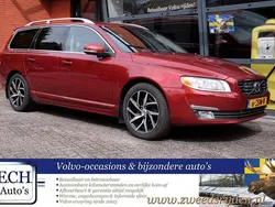 Rood, metallic lak Gebruikt 2014 Volvo V70 Stationwagen | € 21.450