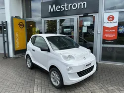 Wit Nieuw 2024 Aixam Minauto Hatchback | € 10.950