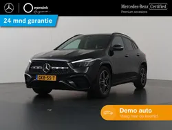 Kosmos zwart metallic Gebruikt 2024 Mercedes GLA180 AMG line SUV | € 51.900 (Eerlijke prijs)