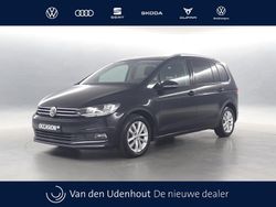 Zwart Gebruikt 2018 VW Touran Comfortline MPV | € 19.750 (Eerlijke prijs)