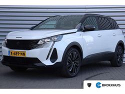 Wit, metallic lak Gebruikt 2024 Peugeot 5008 GT MPV | € 33.900 (Eerlijke prijs)