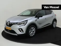 Twotone gris highland / noir Gebruikt 2022 Renault Captur Intens SUV | € 22.940 (Goede deal)