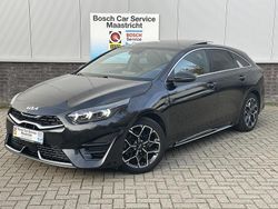 Zwart Gebruikt 2021 Kia ProCeed Hatchback | € 25.949 (Eerlijke prijs)