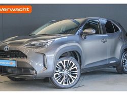 Grijs Gebruikt 2023 Toyota Yaris Cross Executive SUV | € 27.995 (Goede deal)