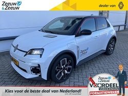 Wit Nieuw 2025 Renault R5 Iconic Hatchback | € 30.450 (Goede deal)