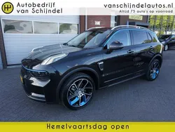 Zwart Gebruikt 2022 Lynk & Co 01 SUV | € 24.245 (Goede deal)