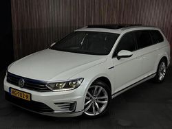 Wit Gebruikt 2015 VW Passat Highline Stationwagen | € 10.950 (Eerlijke prijs)