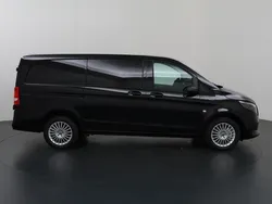 Zwart Nieuw 2024 Mercedes e-Vito MPV | € 49.550 (Goede deal)