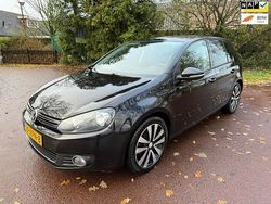 Zwart Gebruikt 2012 VW Golf VII Highline Hatchback | € 4.495 (Eerlijke prijs)