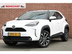 Wit Nieuw 2025 Toyota Yaris Cross Team SUV | € 32.450 (Eerlijke prijs)