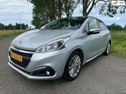 Grijs Gebruikt 2018 Peugeot 208 Hatchback | € 5.750 (Goede deal)