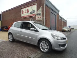 Grijs Gebruikt 2006 Renault Clio II Initiale Hatchback | € 4.450 (Duur)