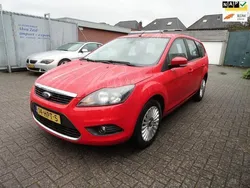 Rood Gebruikt 2009 Ford Focus Titanium Stationwagen | € 2.950 (Eerlijke prijs)