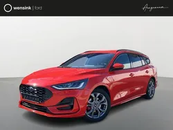 Rood Nieuw 2025 Ford Focus ST-Line X Stationwagen | € 37.240 (Eerlijke prijs)