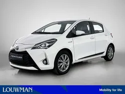 Wit Gebruikt 2017 Toyota Yaris Hybrid Design Hatchback | € 15.450 (Eerlijke prijs)
