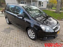 Zwart Gebruikt 2008 Opel Zafira MPV | € 2.450 (Eerlijke prijs)