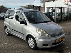 Grijs Gebruikt 2003 Toyota Yaris Verso Sol MPV | € 2.799 (Eerlijke prijs)