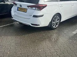 Gebruikt 2017 Toyota Auris Hybrid Comfort Stationwagen | € 15.200 (Eerlijke prijs)