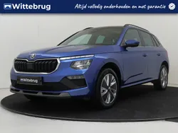 Blauw, metallic lak Gebruikt 2024 Skoda Kamiq Monte Carlo SUV | € 28.925 (Eerlijke prijs)