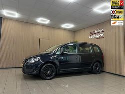 Zwart Gebruikt 2012 VW Touran Trendline MPV | € 4.950 (Goede deal)