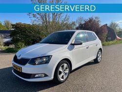 Wit Gebruikt 2016 Skoda Fabia Hatchback | € 7.445 (Eerlijke prijs)