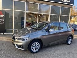 Grijs Gebruikt 2016 BMW 220 Executive Stationwagen | € 18.900 (Goede deal)