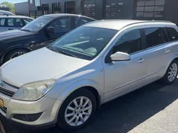Grijs Gebruikt 2009 Opel Astra Stationwagen | € 1.099 (Eerlijke prijs)