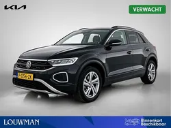 Zwart Gebruikt 2022 VW T-Roc Edition SUV | € 28.395 (Goede deal)