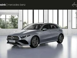 Grijs, metallic lak Nieuw 2025 Mercedes A250 Business Hatchback | € 48.731 (Eerlijke prijs)