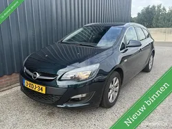 Groen Gebruikt 2014 Opel Astra Business Stationwagen | € 6.750 (Eerlijke prijs)