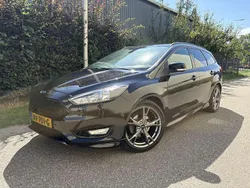 Zwart Gebruikt 2017 Ford Focus ST-Line Stationwagen | € 9.750 (Eerlijke prijs)