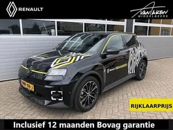 Zwart Nieuw 2025 Renault R5 Komfort Hatchback | € 34.950