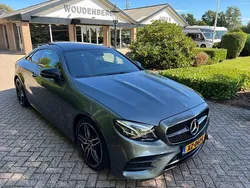 Grijs Gebruikt 2018 Mercedes E200 AMG Coupé | € 33.250 (Eerlijke prijs)