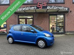 Blauw Gebruikt 2011 Toyota Aygo Comfort Hatchback | € 999 (Super prijs)