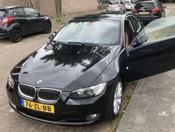 Zwart Gebruikt 2008 BMW 330 Executive Coupé | € 8.000