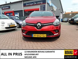Rood, metallic lak Gebruikt 2020 Renault Clio GrandTour LIMITED Stationwagen | € 12.950 (Iets duurder)