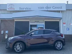 Gebruikt 2022 Toyota C-HR Executive SUV | € 25.350 (Eerlijke prijs)