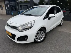 Wit Gebruikt 2012 Kia Rio Hatchback | € 7.999 (Duur)