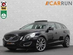 Zwart Gebruikt 2011 Volvo V60 Summum Stationwagen | € 17.850