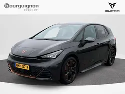 Grijs Gebruikt 2023 Cupra Born e-Boost Hatchback | € 39.800