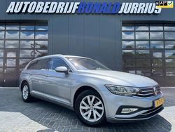 Grijs Gebruikt 2020 VW Passat Comfortline Stationwagen | € 19.950 (Goede deal)