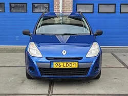 Blauw, metallic lak Gebruikt 2010 Renault Clio GrandTour Stationwagen | € 2.250 (Eerlijke prijs)