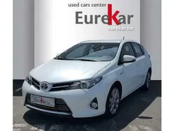 Wit Gebruikt 2014 Toyota Auris Lounge Sedan | € 13.490 (Iets duurder)