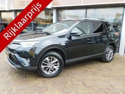 Zwart Gebruikt 2018 Toyota RAV4 SUV | € 20.500 (Eerlijke prijs)