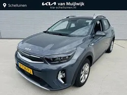 Grijs Gebruikt 2024 Kia Stonic SUV | € 23.250 (Eerlijke prijs)