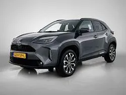 Grijs metallic Gebruikt 2024 Toyota Yaris Edition SUV | € 29.480