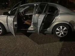 Grijs Gebruikt 2005 Opel Vectra Sedan | € 2.000 (Goede deal)