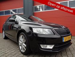 Zwart Gebruikt 2015 Skoda Octavia Business Line Stationwagen | € 9.950 (Eerlijke prijs)