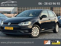 Zwart Gebruikt 2017 VW Golf VII Trendline Hatchback | € 9.950 (Goede deal)